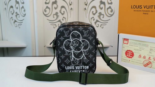 LV Handbags AAA(Men)-050