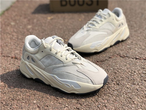 Authentic Adidas Yeezy 700 Boost-007