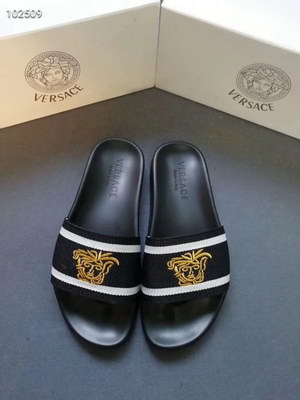 Versace Slippers Women(AAA)-010