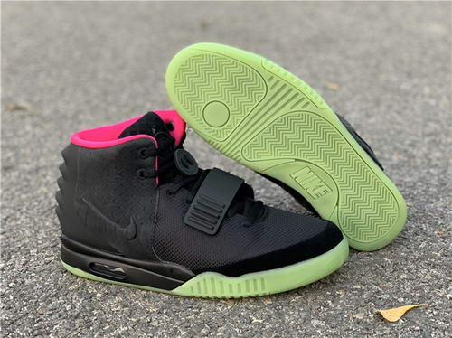 Kanye West xNike Air Yeezy II NRG Black