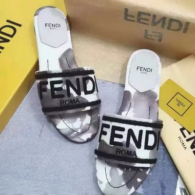 Fendi Slippers Women(AAA)-015