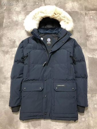 Canada Goose Coat (E30)-222