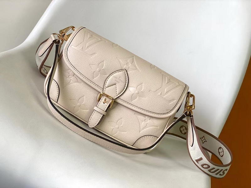 LV Handbags AAA(Women)-171