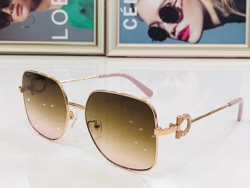 Ferragamo Sunglasses(AAAA)-460