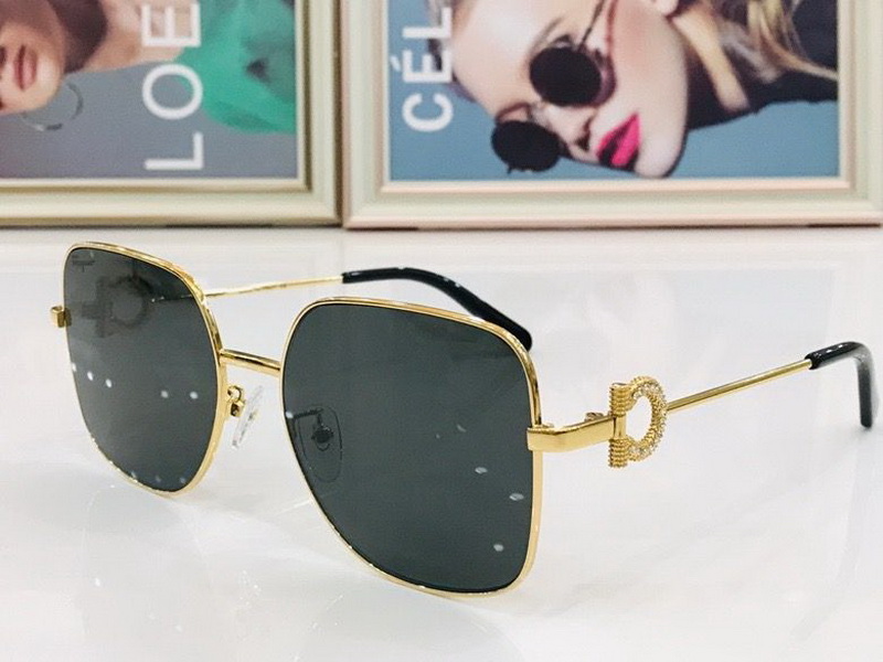 Ferragamo Sunglasses(AAAA)-459