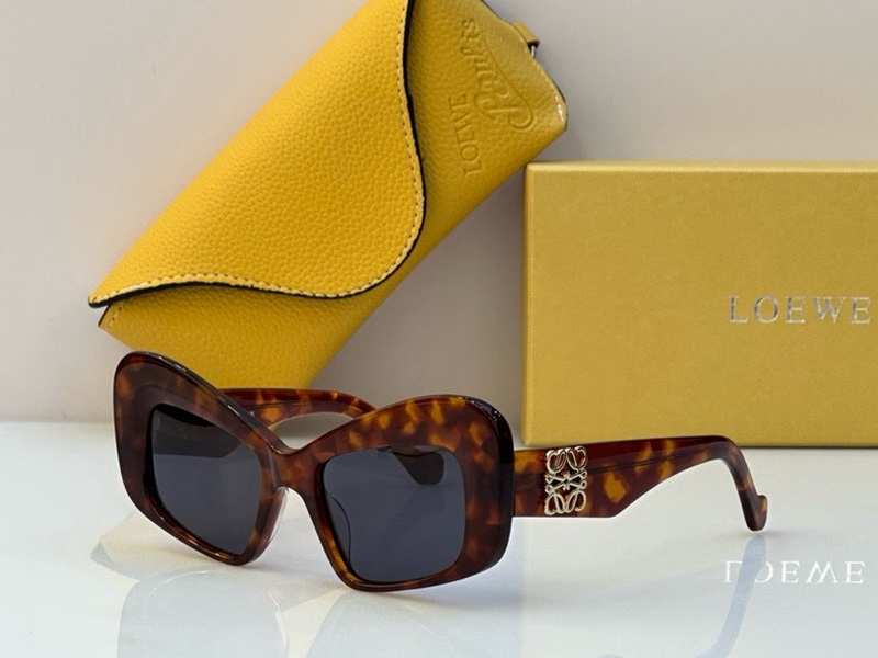 Loewe Sunglasses(AAAA)-342