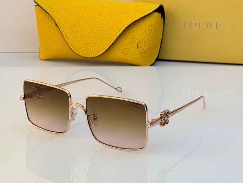 Loewe Sunglasses(AAAA)-286