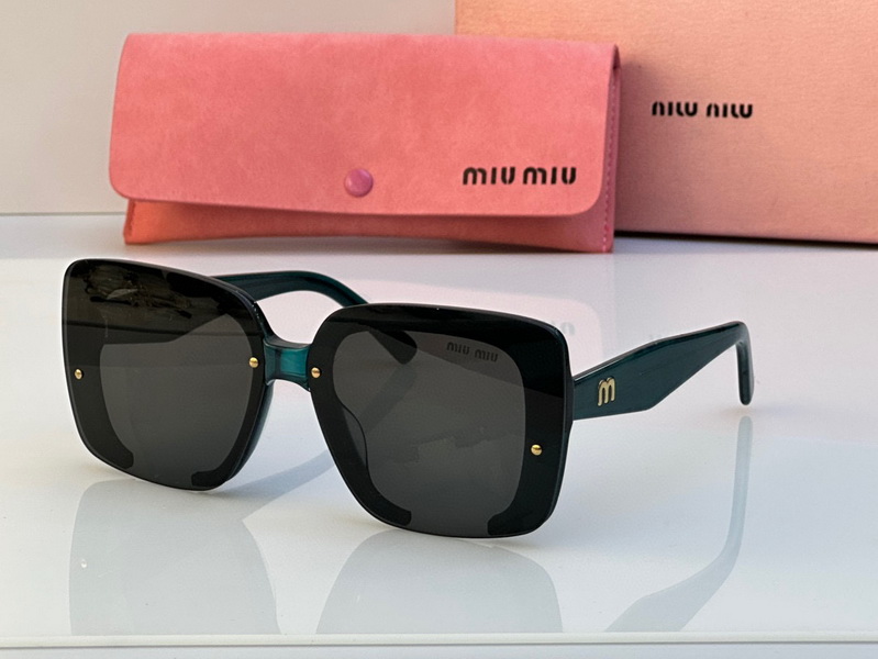 MiuMiu-951