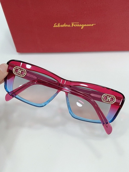 Ferragamo Sunglasses(AAAA)-368