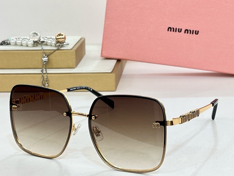 MiuMiu-786