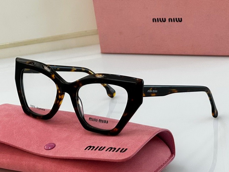 MiuMiu-721