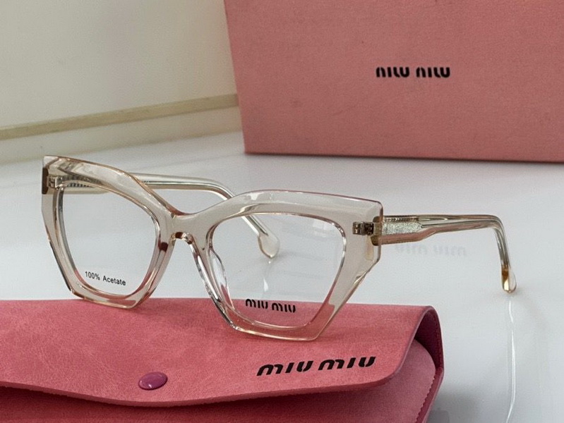 MiuMiu-719