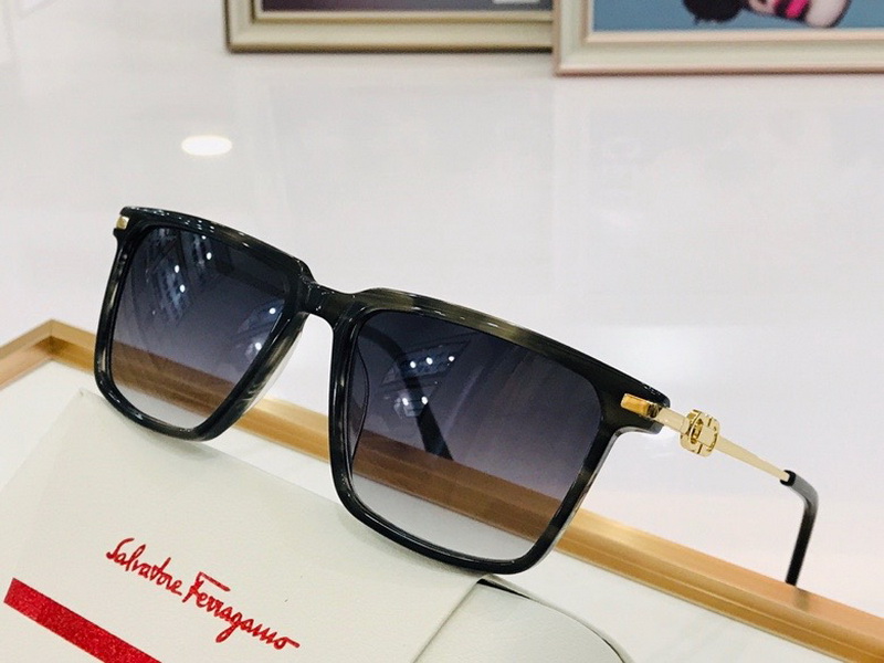 Ferragamo Sunglasses(AAAA)-301