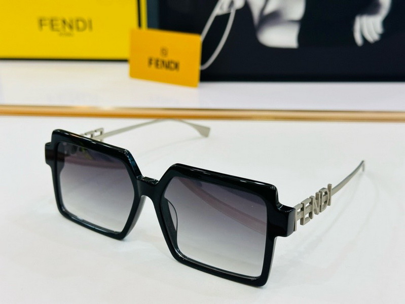 Fendi Sunglasses(AAAA)-446