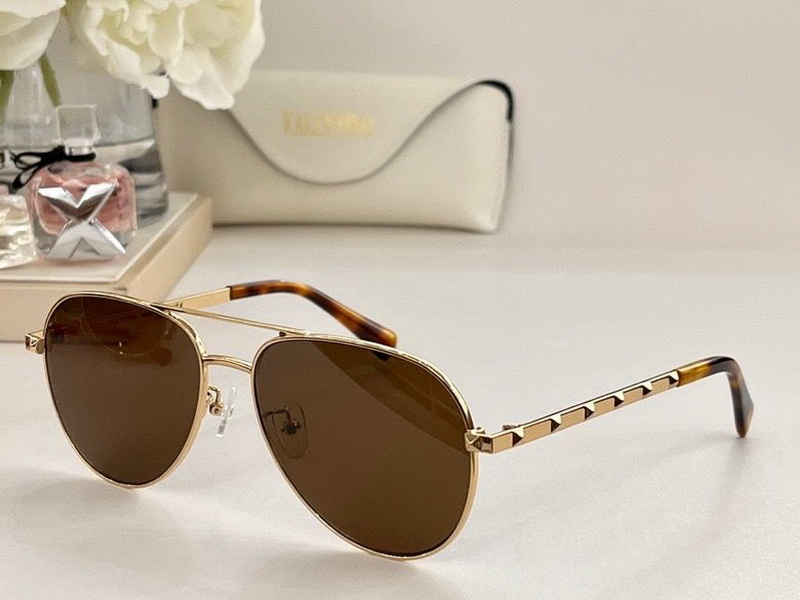 Valentino Sunglasses(AAAA)-219