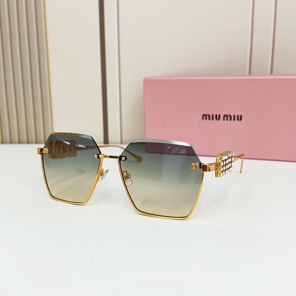 MiuMiu-531