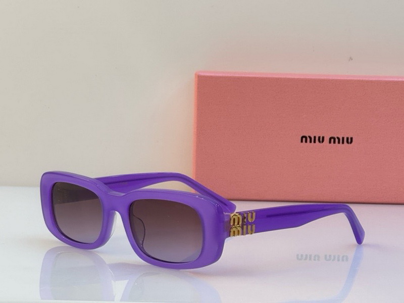 MiuMiu-513