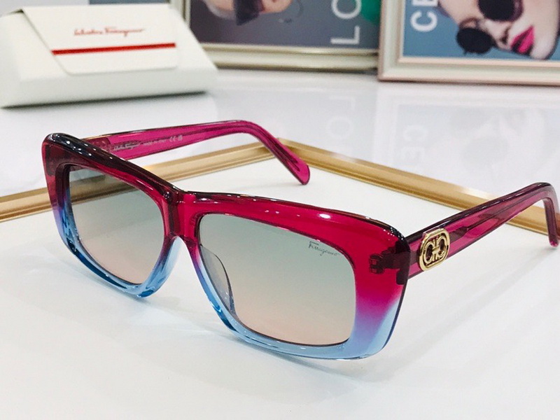 Ferragamo Sunglasses(AAAA)-255