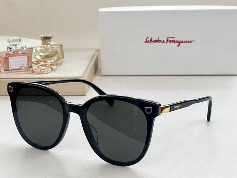 Ferragamo Sunglasses(AAAA)-249