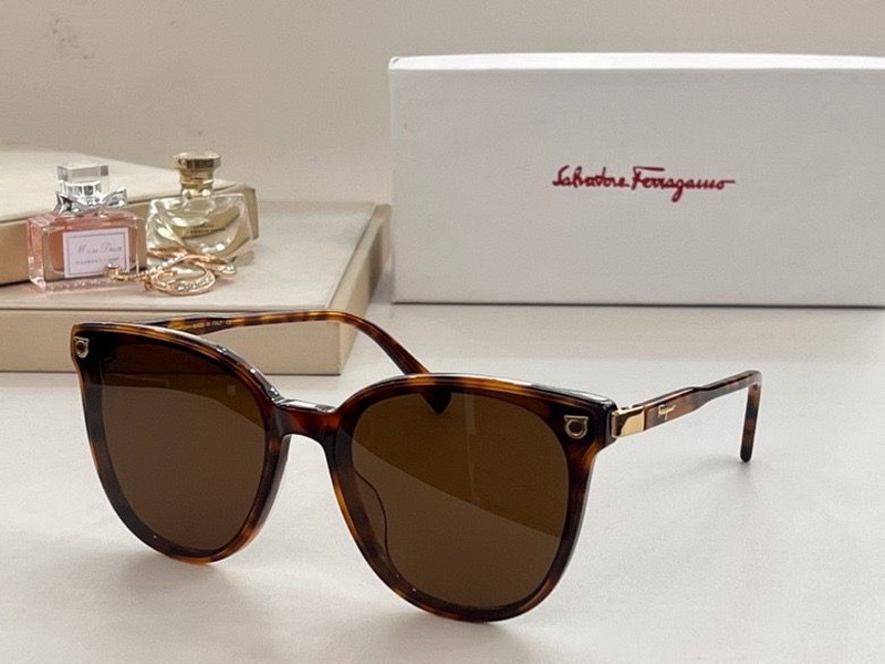 Ferragamo Sunglasses(AAAA)-247