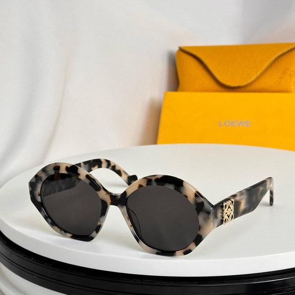 Loewe Sunglasses(AAAA)-113