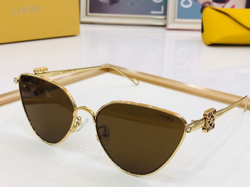 Loewe Sunglasses(AAAA)-105