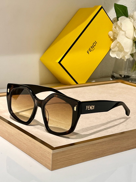 Fendi Sunglasses(AAAA)-402