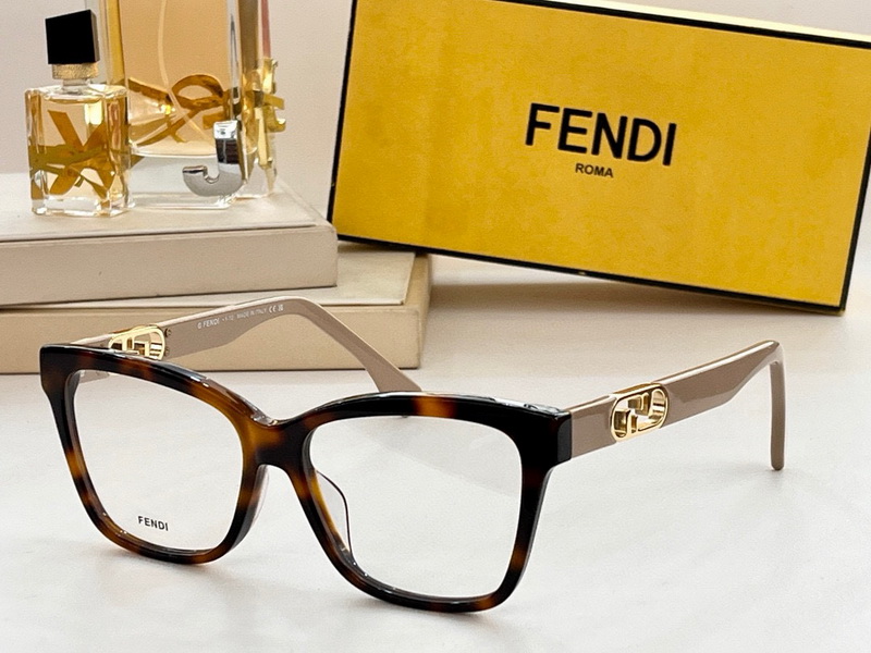 Fendi Sunglasses(AAAA)-366