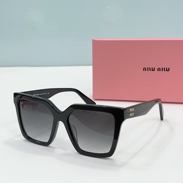 MiuMiu-171