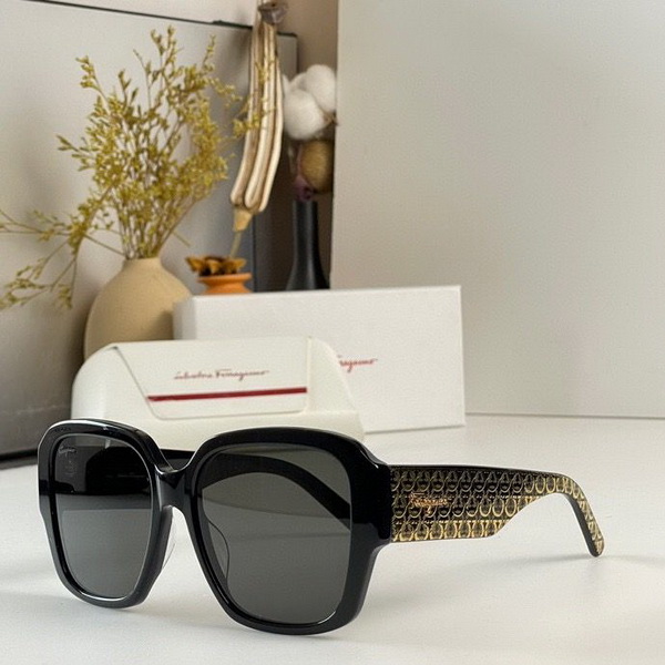 Ferragamo Sunglasses(AAAA)-208