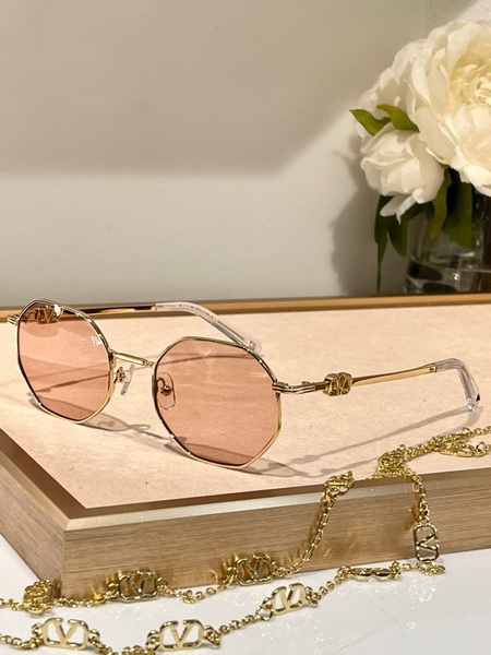 Valentino Sunglasses(AAAA)-082