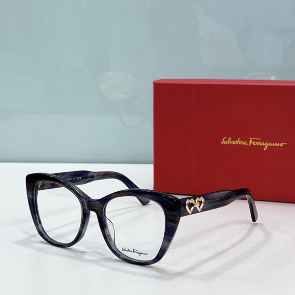 Ferragamo Sunglasses(AAAA)-009