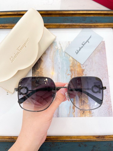 Ferragamo Sunglasses(AAAA)-154