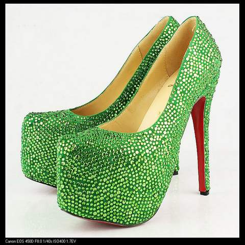 Christian Louboutin Pumps-002