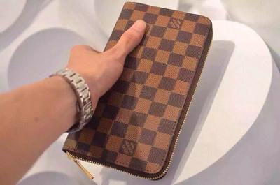 LV Wallets AAA(Men)-001